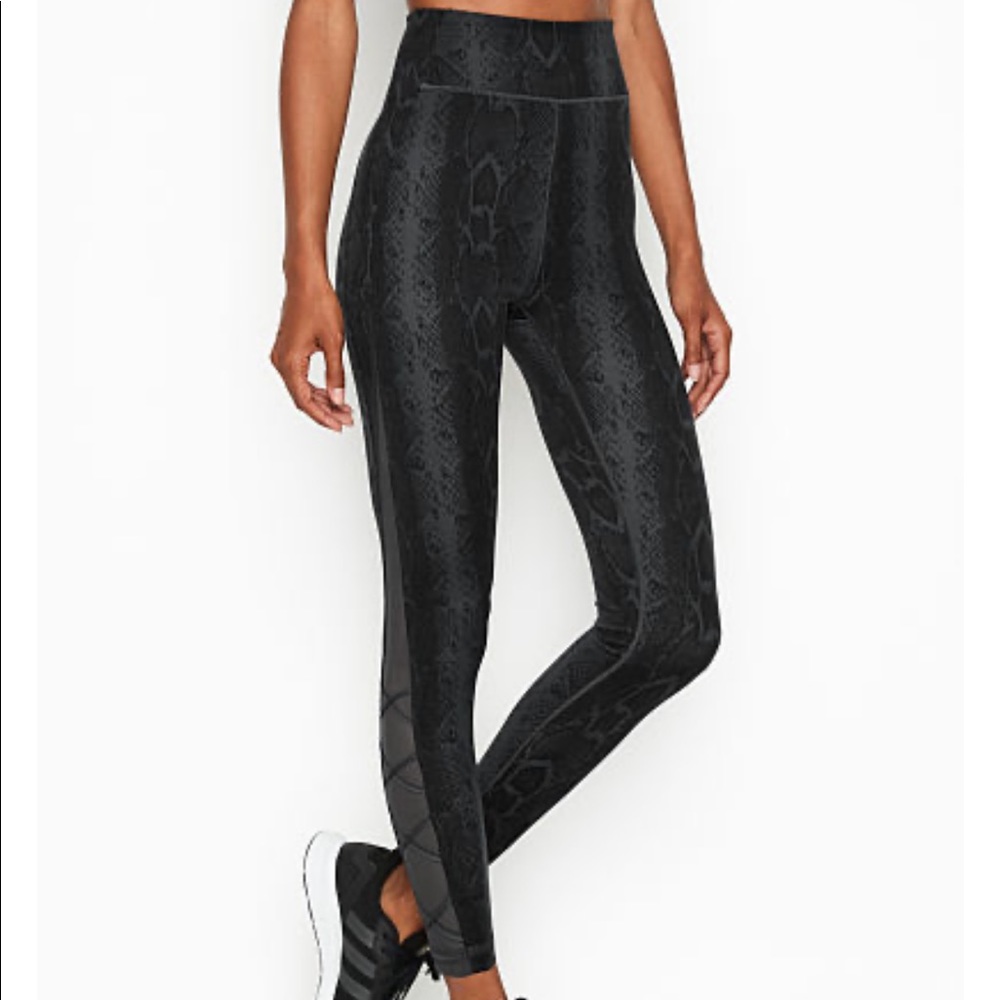 Victoria’s Secret Leggings